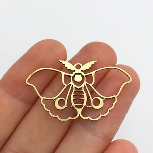 2pcs Raw Brass Butterfly Charm Pendant, Moth Charm, Lunar Moth Charm Pendant, Brass Moth Earring Charms, Laser Cut Jewelry Supplies RW-1312