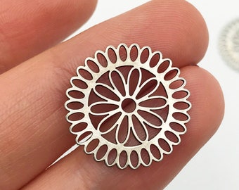 2pcs Stainless Steel Filigree Flower Connector Charm Pendant, Sun Connector Charm, Flower Earring Charm, Laser Cut Jewelry Supplies STL-3092