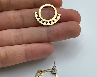 6 st. örhängen i rå mässing, cirkelformade örhängen i mässing, geometriska örhängen, örhängesstift, mässingskopplingar, smyckestillbehör RW-1460