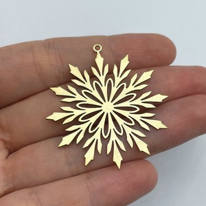 2pcs Raw Brass Snowflake Charm, Brass Christmas Charms, Snowflake Pendant, Winter Charms, Earring Charms, Laser Cut Jewelry Supplies RW-1419