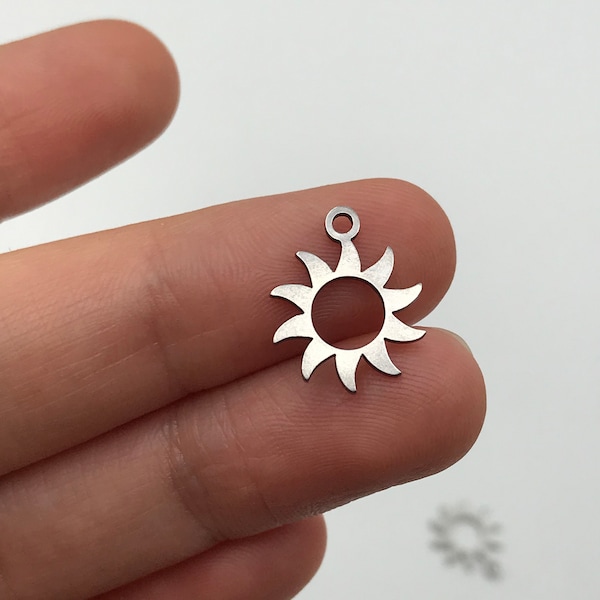 6pcs Stainless Steel Sun Charm, Sun Necklace Pendant, Laser Cut Sun Earring Charm Connector, Steel Sun Jewelry Supplies STL-3141