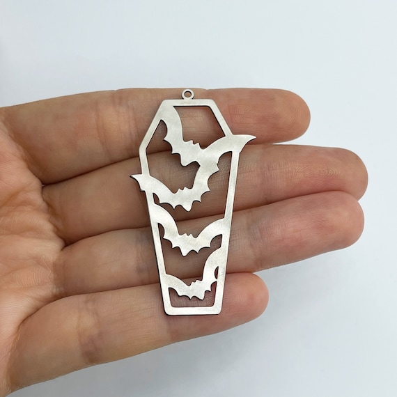 2pcs Stainless Steel Coffin Charm, Flying Bats Coffin Charm Pendant, Spooky Halloween Charms, Halloween Jewelry, Jewelry Supplies STL-3564