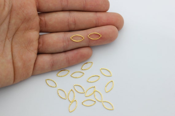 Connecteur à anneau ovale à facettes plaqué or brillant 24 carats, Maillons fermés marquise en or, Connecteurs géométriques, Connecteurs pour bijoux plaqués or GLD-2269 - France Connecteur à anneau ovale à facettes plaqué or brillant 24 carats, Maillons fermés marquise en or, Connecteurs géométriques, Connecteurs pour bijoux plaqués or GLD-2269 - France