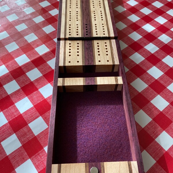 Tablero de cribbage plegable hecho a mano (con tarjetas y clavijas)