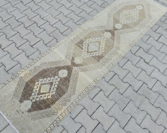 Vintage Runner Rug 2.4'x9.1', Faded Earthy Brown and Gray, Vintage Geometric Hallway Runner, Distressed Beige Carpet, Antique Anatolian Rug
