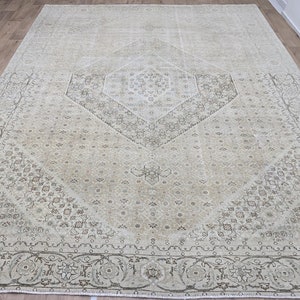 9.7&#39; x 11.9&#39; Neutral Brown Rug, Vintage Large Rug, Extra Large Rug, Oversized Wool Rug, Hand Made Rug, Muted Turkish Rug, Faded Oushak Rug