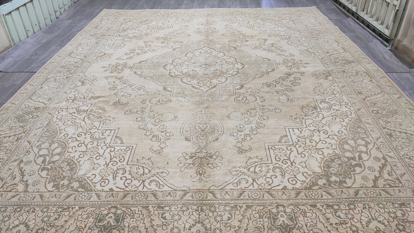 OVERSIZE CREAM RUG 10.10x12.33 // Vintage Neutral Cream Oushak Etsy
