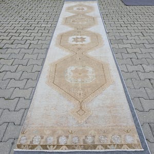 3.1 x 13.6'  Vintage Turkish Oushak Runner Rug,  Neutral Muted Tones, Handwoven Muted Rug, Neutral Runner Rug, Wool Entryway Rug,Faded Rug