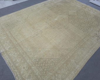 Vintage Turkish 10x12 Area Rug, Faded Cream & Muted Beige | Hand Knotted Wool Carpet - Diamond Medallion Wabi Sabi (9.7x12.4 ft)