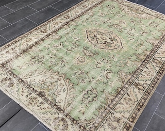 Green Vintage Oushak Rug: 5.7' x 8.4' Large Wool Turkish Rug