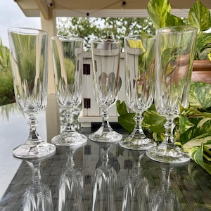 Vintage Cristal Champagne Flûtes. Five Crystal Champagne Cocktail Glasses. Elegant French Glassware. Gift Idea.