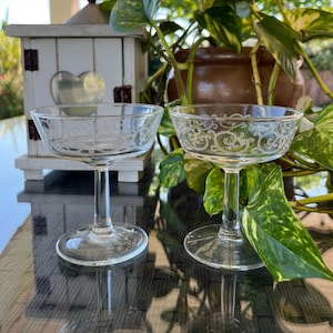 Mid Century French Champagne Coupes - Scroll Design - 1950s Barware