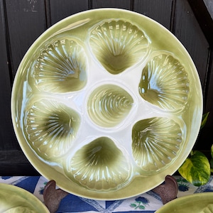 Plato de ostras francés vintage: Plato verde/blanco Moulin des Loups. Un plato.