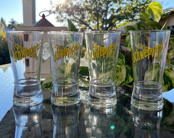 Ensemble de verres de marque Schweppes. Deux ou quatre verres toniques Schweppes emblématiques. Articles de bar de bistro français. Verres. Verrerie française. Idée cadeau.