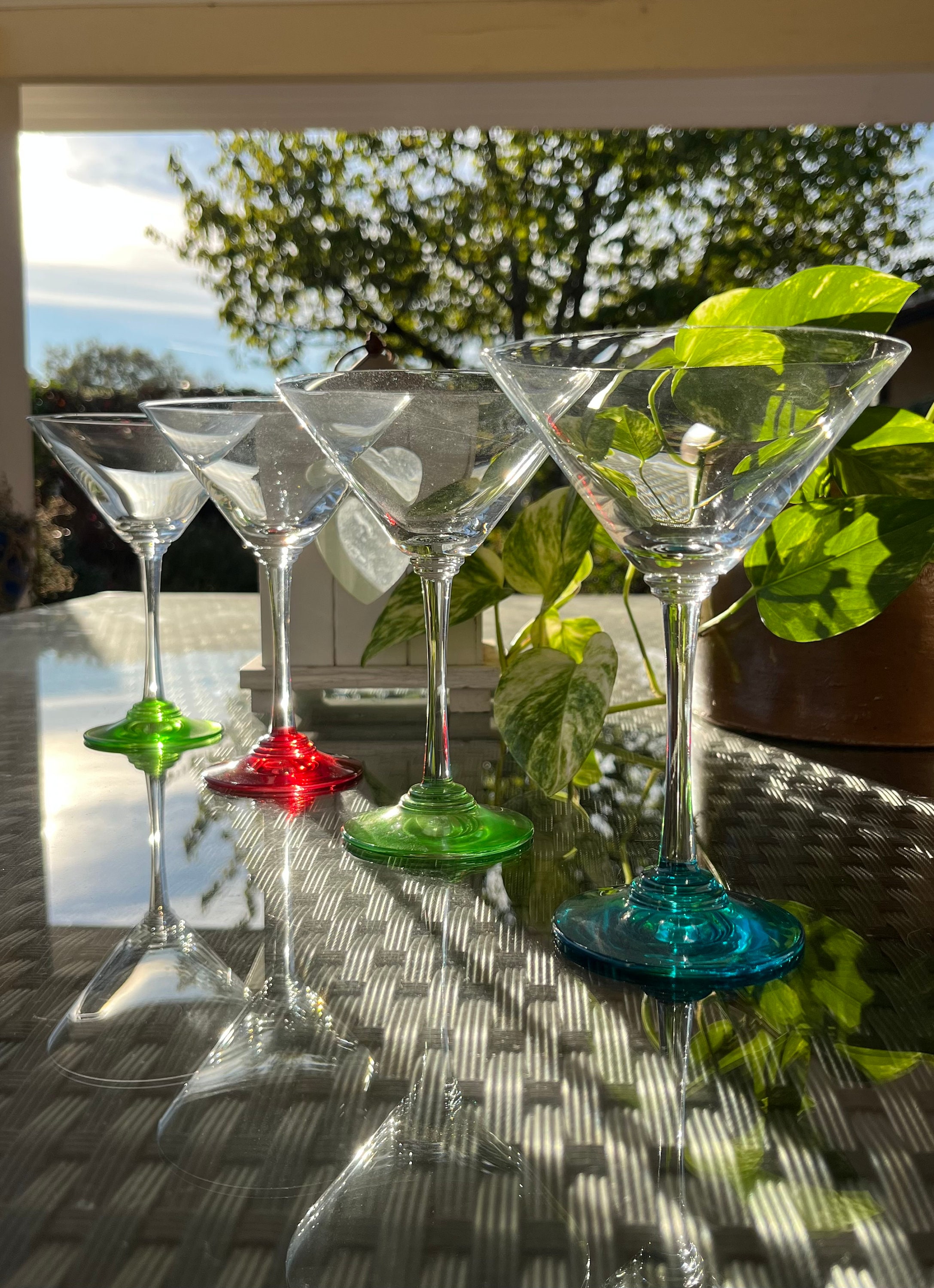 Verre à Martini Incurvé - Livraison gratuite