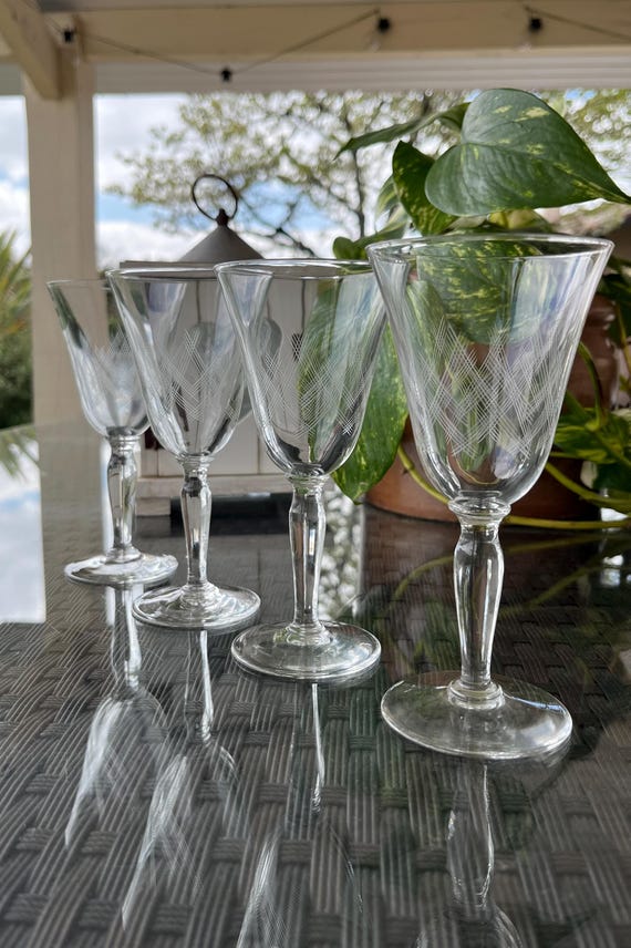 Vintage Mid Century Geätzte Weingläser: Criss-Cross Design, 4er Set
