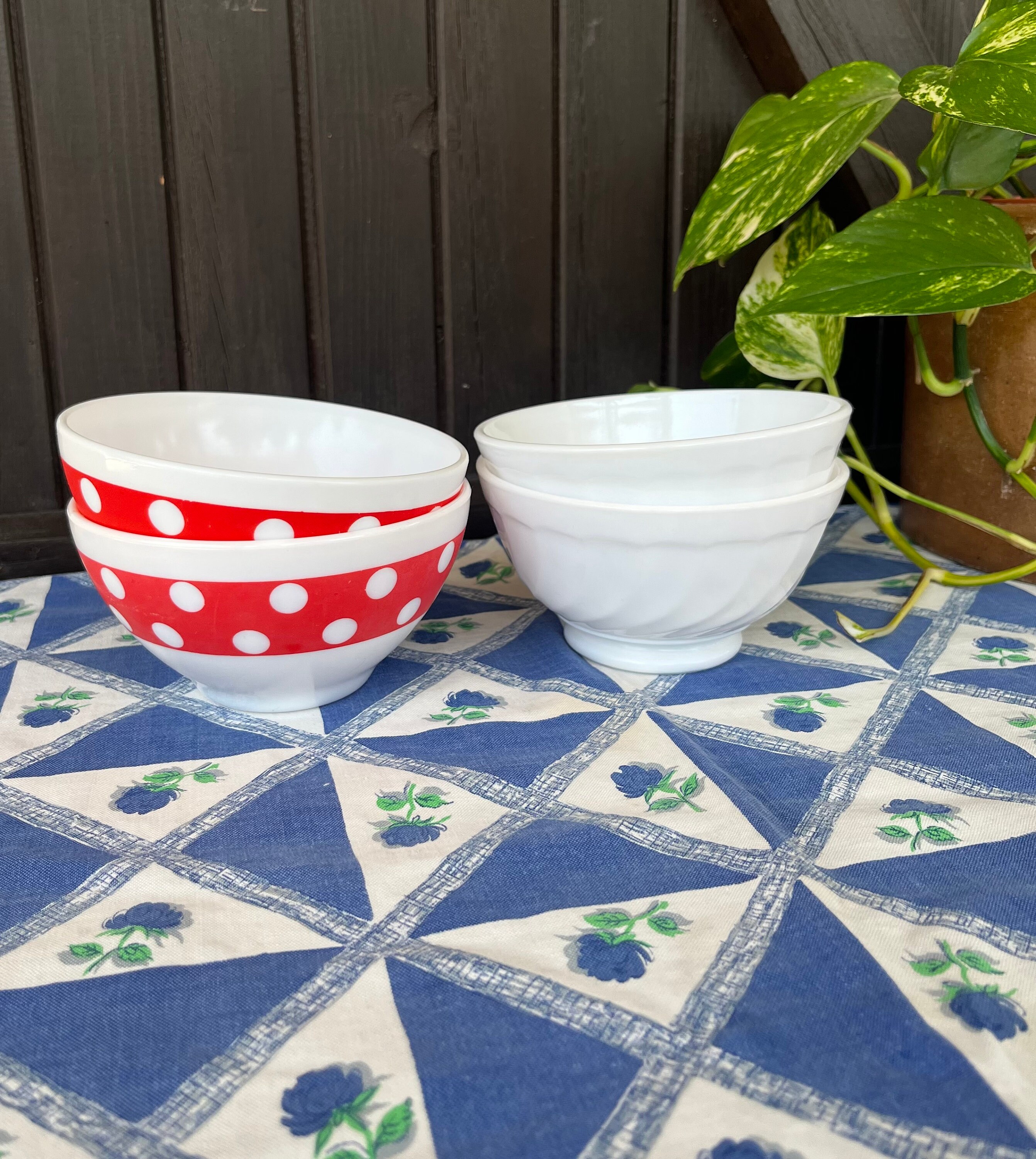 Lot De 3 Tasses à Café ARCOPAL Vintage - Motif Pois, Fabrication Française Années 70-80