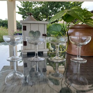 Four Vintage Champagne, Cocktail Coupes. Two Etched Crystal Coupes and Two Plain Coupes. Mix and Match Glassware. Pretty Glassware.