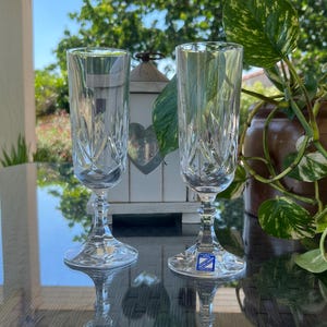 Vintage Cristal Champagne Flûtes. Two Crystal Champagne Cocktail Glasses. Elegant French Glassware. Gift Idea.