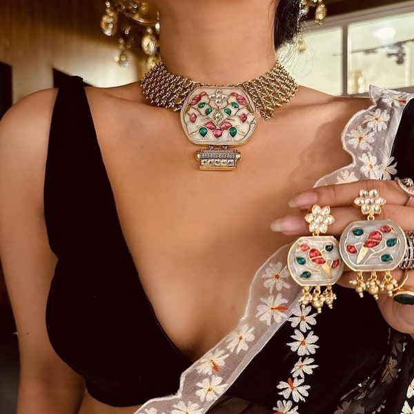 Fine Amrapali Jewelry Inspired Fusion Dull Gold Kundan Meenakari One Of  a Kundan Hasli Choker Necklace With Earrings Indian Jewelry Set