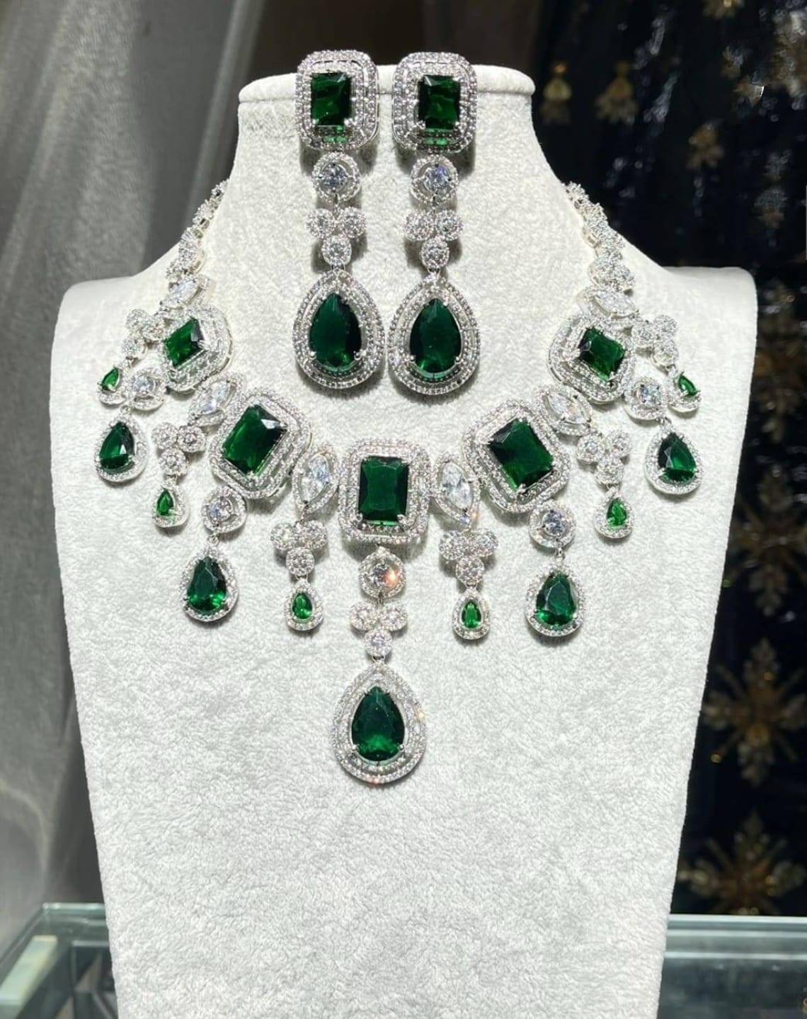 White Tone Emerald Green Princess Teardrop Pendant Necklace - Etsy
