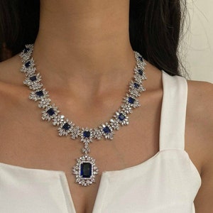 CHANEL 'COMÈTE' SAPPHIRE AND DIAMOND JEWELLERY SET