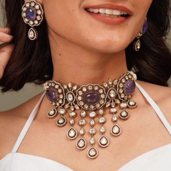 Lavande Violet Victorien Ras de Cou Bijoux Indiens Sabyasachi Collier Émeraude Indien Ras de Cou Collier Indien Bollywood Bijoux Doublet Punjabi