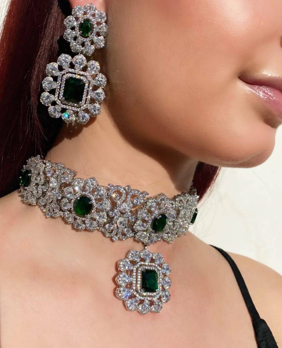 Green Emerald Diamond Necklace – adornbyanokkhi.com