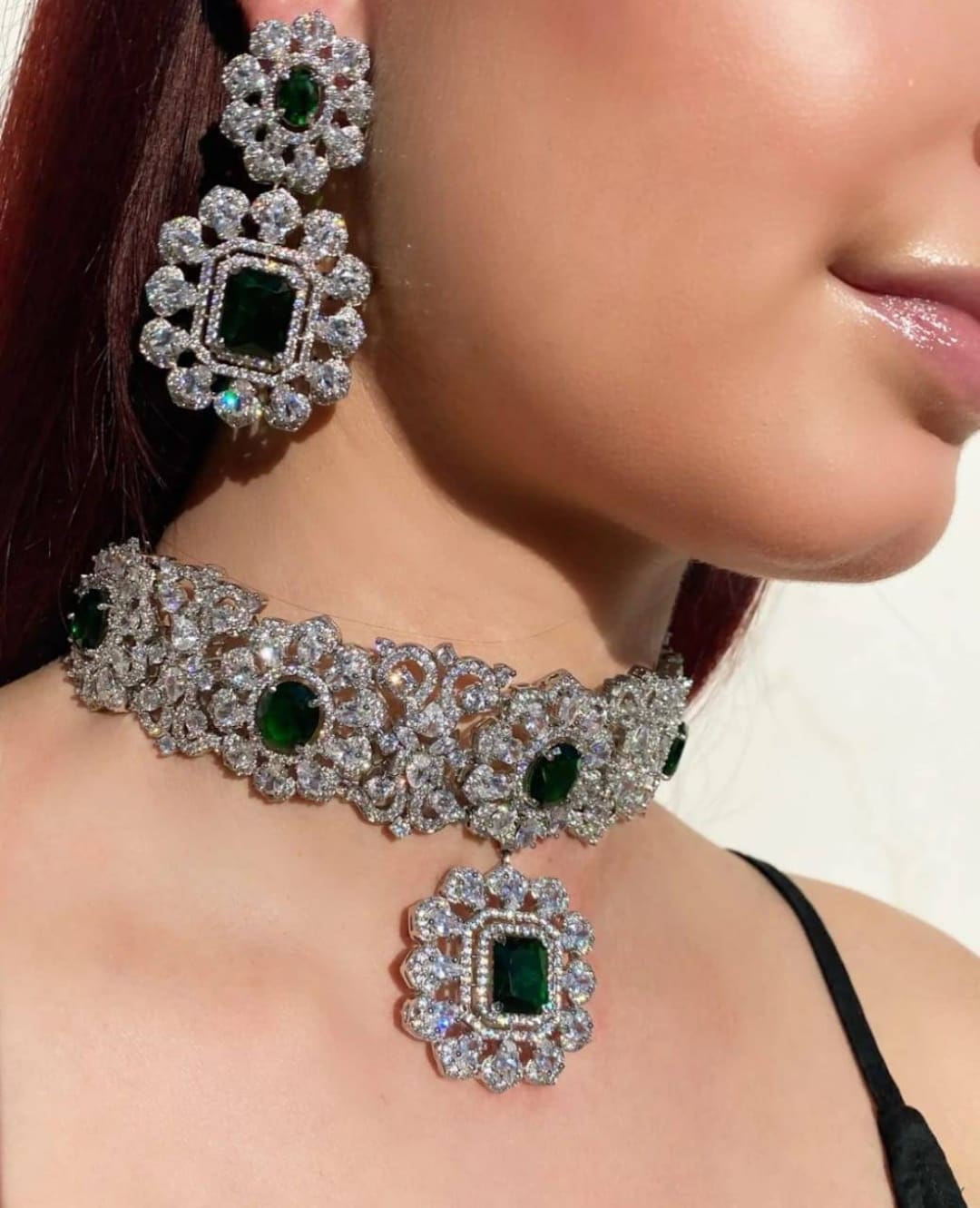 Choker necklace emerald green new arrivals