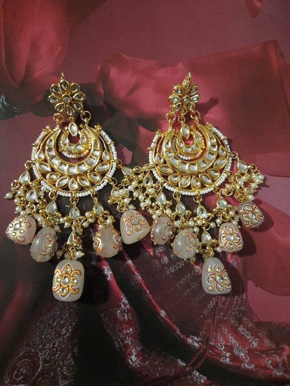 Buy Ethnic Fin Red Hints Kundan Chandbali Earrings for Women Online at  Ajnaa Jewels |391345