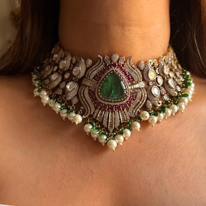 Fine Emerald Green  Victorian Lotus Kundan Sabyasachi Polki Choker Necklace set Jhumka Kundan jewelry Indian jewelry Polki jewelry Punjabi