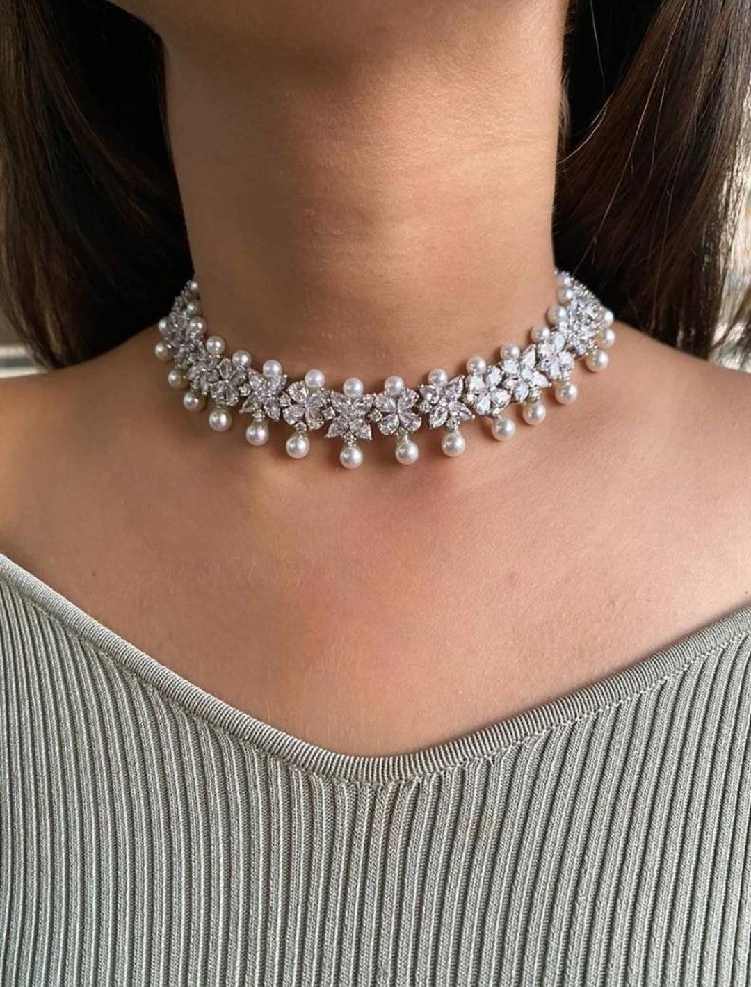 Collier Ras Du Cou En Perles Blanches Bohème - Bijou Fin Pour Femmes, Occasion Chic Ou Quotidien