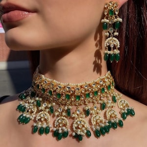 Fine Quality Sabyasachi Inspired  Gold Plated Emerald Green Uncut Polki Kundan Jadau Indian Bridal Choker Necklace Set Pakistani Bridal Set