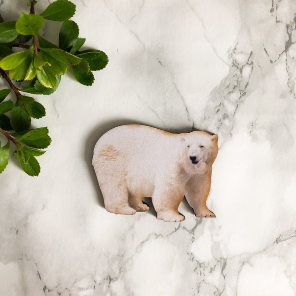 Polar Bear. wooden cutout. For crafting and hobbies.