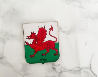 Wales Crest wooden cutout for crafting and jewellery making. Welsh dragon. dragon on welsh crest