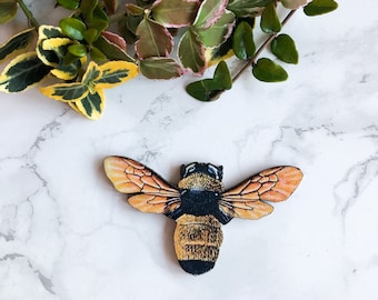 Bumble bees. wooden cutout for crafting and jewellery making.