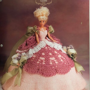 Cecelia Belle of the Ball Barbie-Puppe Kleid Annie's Attic Potter Crochet Bett-Puppen-Muster Glorreiche Kleider Belle of the Ball Original-Muster