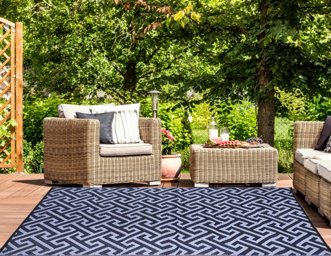 Outdoor Plastic Straw 5x8 Ft. Waterproof Rug for Patio, Garden, Pool ...