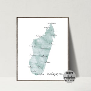 Madagascar Map-Madagascar Poster-Minimalist Map Print-Watercolor Map-Africa Wall Art Print-Adventure Gift For Traveler-Printable Map