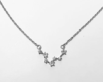 Pisces Star Constellation Zodiac Halskette mit Edelstahl und Cubic Zirconium Stars Anhänger mit Sterling Silber Kettenoption verfügbar