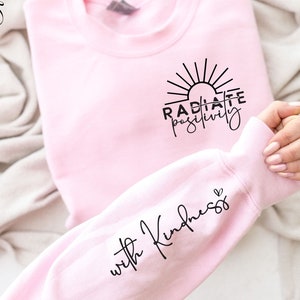 Strahlen Sie Positivität mit Freundlichkeit SVG PNG, Boho Inspirational Ärmel Shirt SVG, Love Yourself SVG, Sie Matter immer SVG, positive Zitate Design