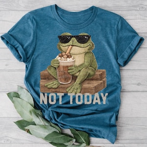 Café helado de rana PNG, Hoy no rana PNG, Parche de rana divertido PNG, Camiseta de animales con meme genial PNG
