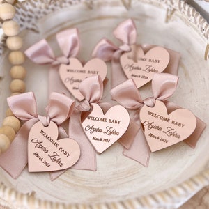 Benutzerdefinierte Herzform Namensschild, Babyparty Geschenkanhänger, Geburtstagsgeschenk Anhänger, Rose Gold Acryl Spiegel Anhänger, Taufe Gunsten Anhänger, Danke Herz Anhänger