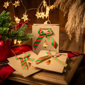 Sacola de presente de Natal personalizada, caixa de papel de Natal, caixas de guloseimas, sacola de Natal com nomes, sacola de festa de Natal feliz, sacolas de presente de Natal de papel kraft