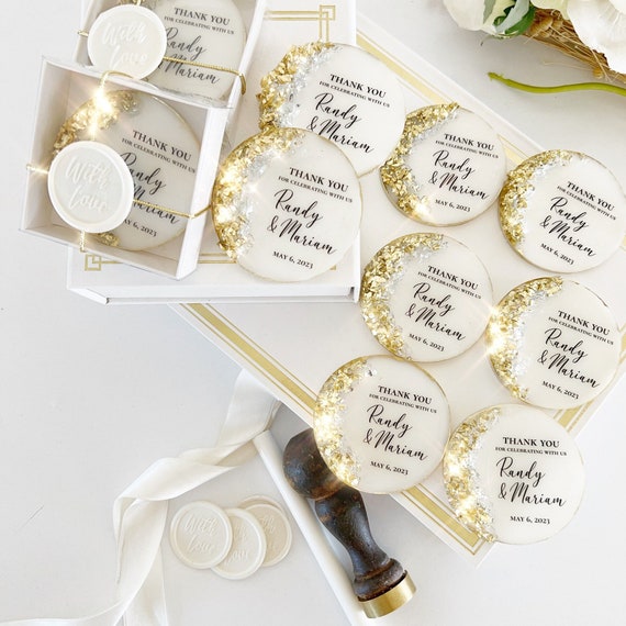 Luxury Custom Wedding Favors for Guest in Bulk, Wedding Save the Date  Magnet, Wedding Party Favors, Wedding Invite Décor, Bridesmaid Gift 