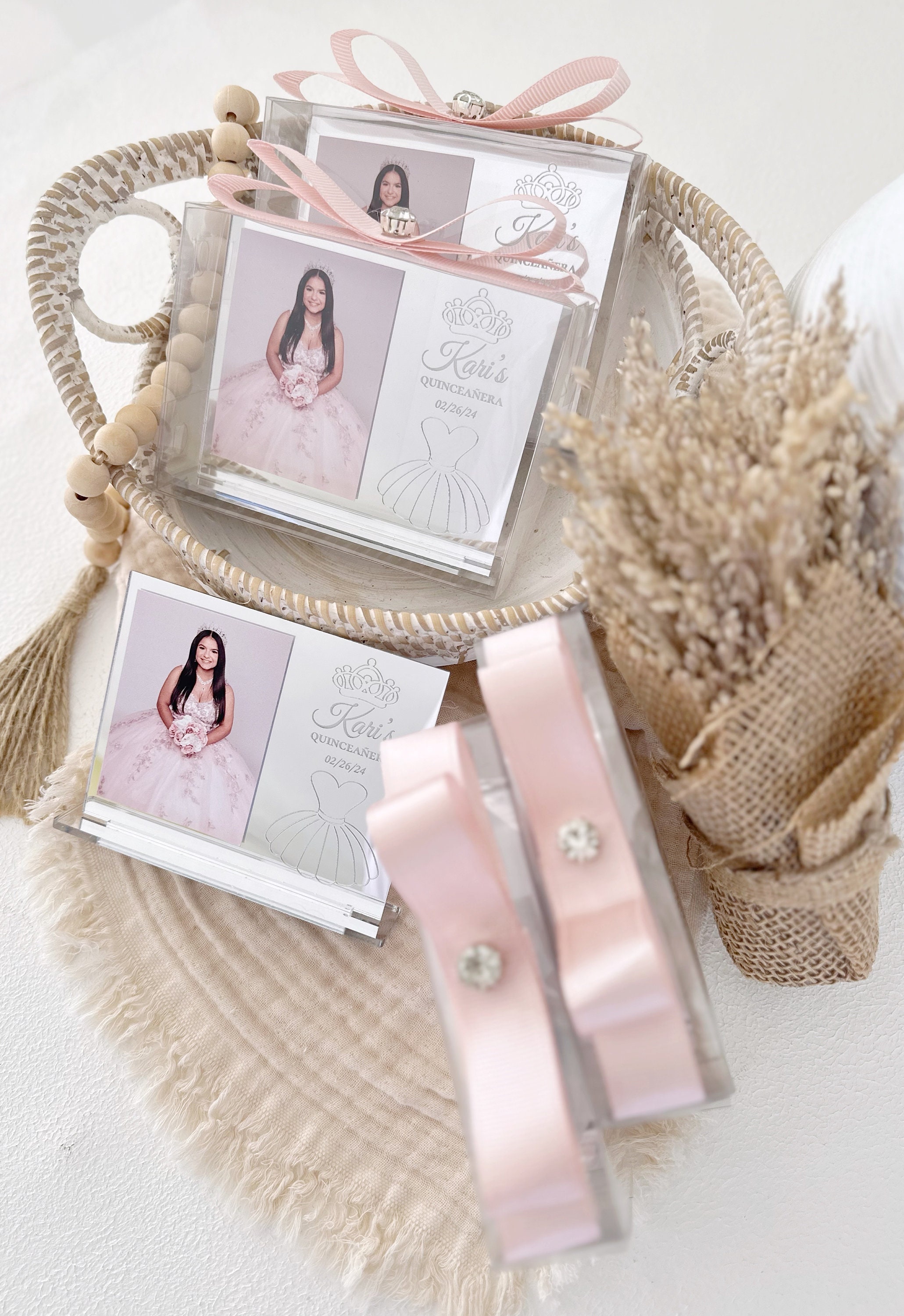 Custom Rose Gold Quinceañera Photo Frame, Personalized Gift, Quinceañera Favor, Sweet 16 Party Gift, Sweet 15 Photo Frame Favor, Mis Quince