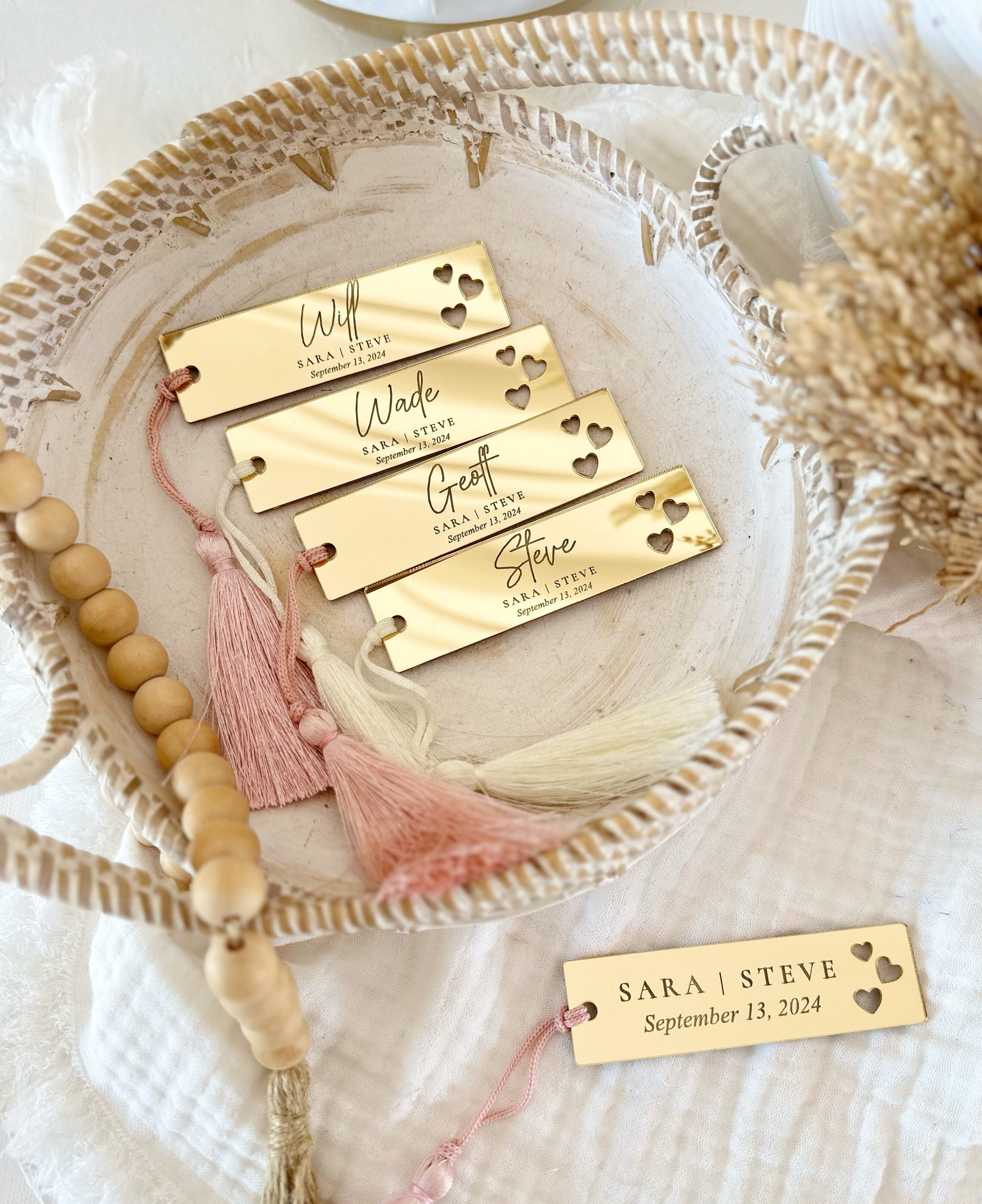 Wedding Place Cards, Gold Acrylic Mirror Tag, Personalized Wedding Name Tag, Save The Date Tag, Wedding Table Name Tag, Guest Place Cards