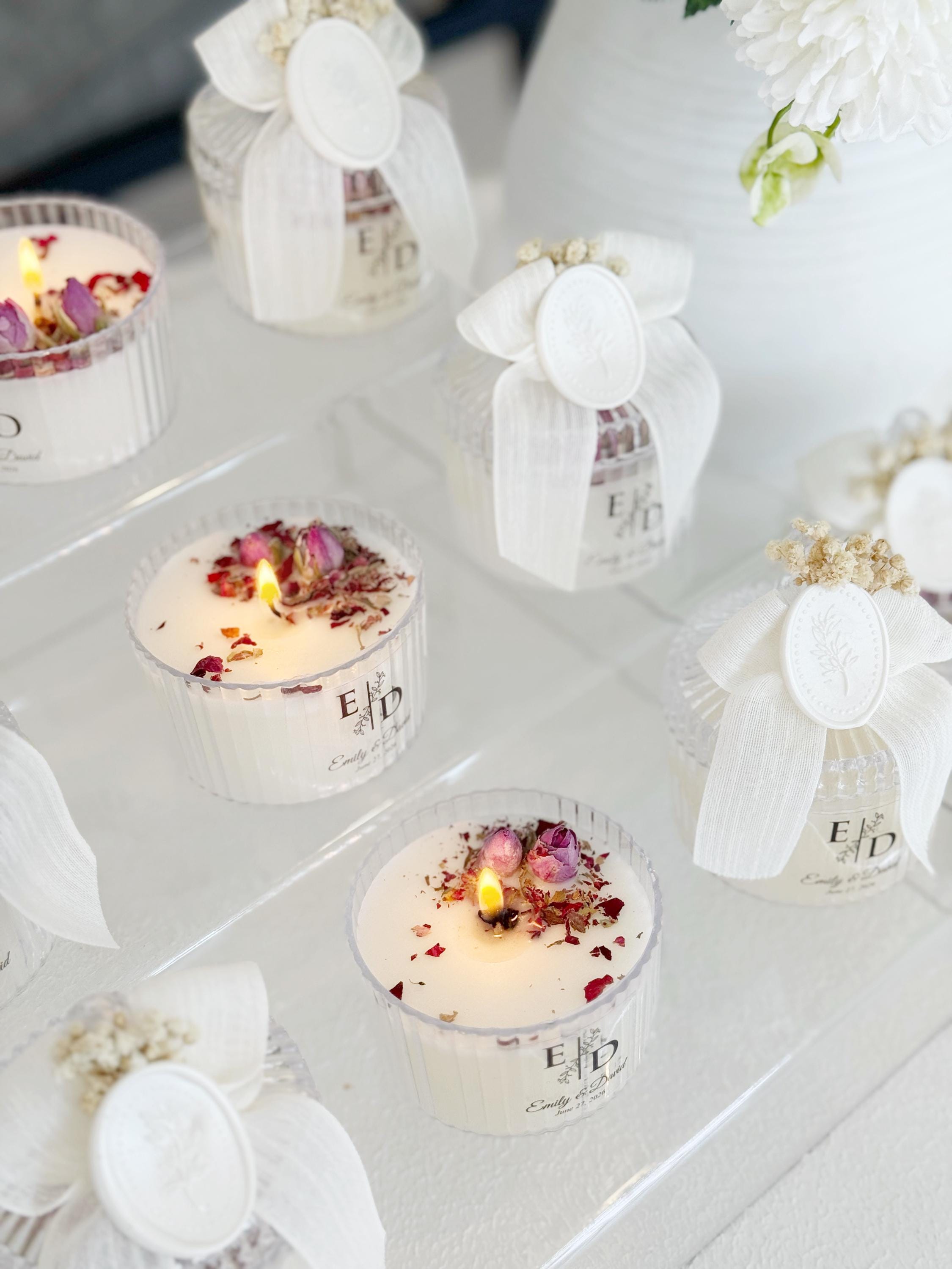 Personalized Wedding Favor Candle: Rose Dried Flowers, Soy Wax - Etsy
