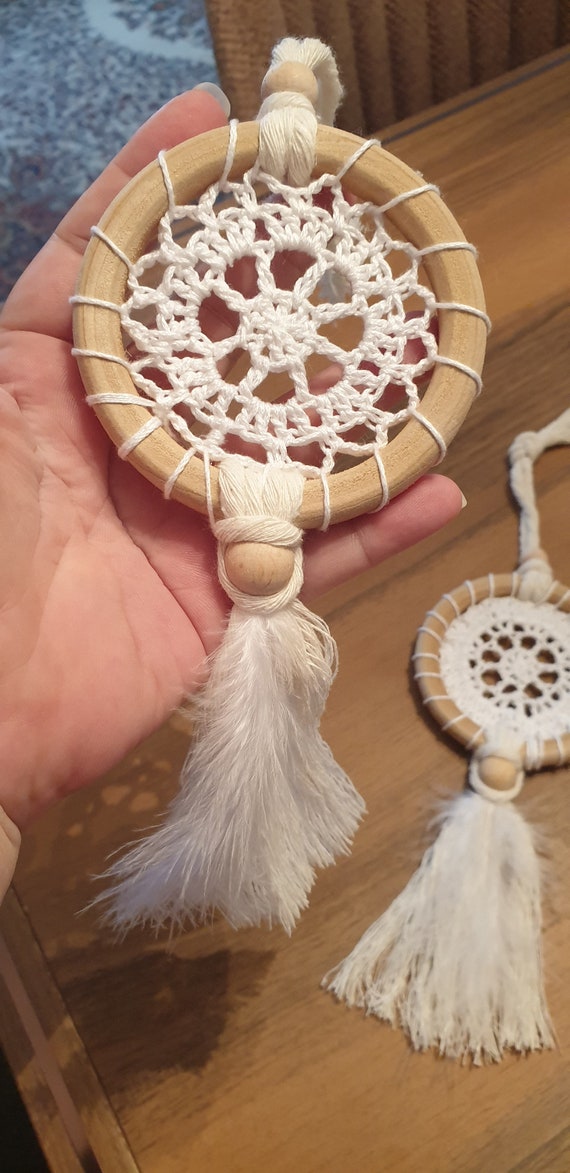 Piccolo Acchiappasogni Per Auto,Perline Pearl Dream Catchers Specchietto Retrovisore Ciondolo Appeso Piuma Bianca Decorazione Per La Casa Boho Ornamento Artigianale