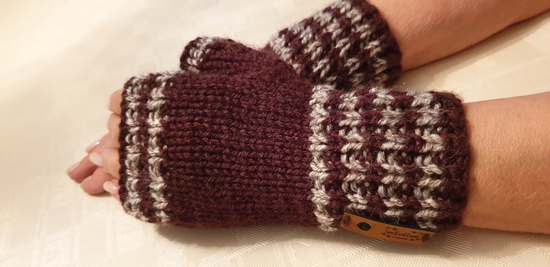 Hand Knitting Men Gloves ~ Men/'s Fall Fashions ~ Winter Accessory for Men ~ Women/'s Fall Fashion